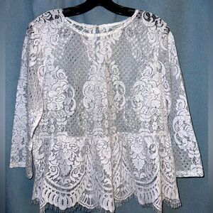 Black & White Stitching 3/4 Sleeve